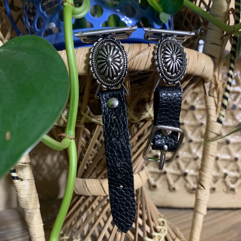 Blazin Roxx Black Leather w/ Silver Concho 38/40MM